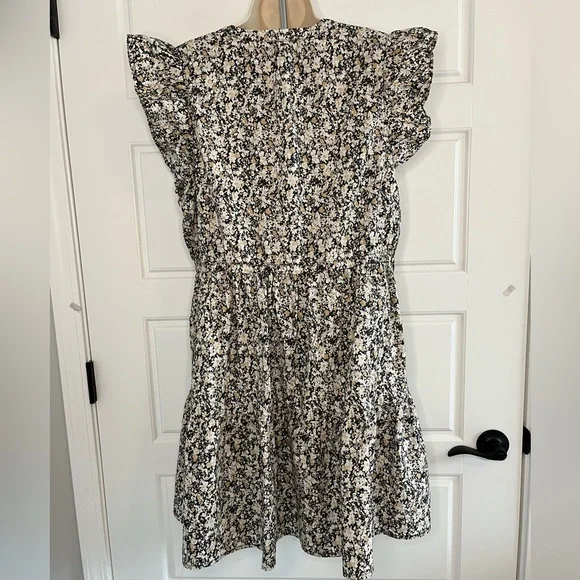 Time and Tru XXL (20) Ditsy Daisy Floral Mini Dress with Flutter Sleeves - Picture 8 of 16